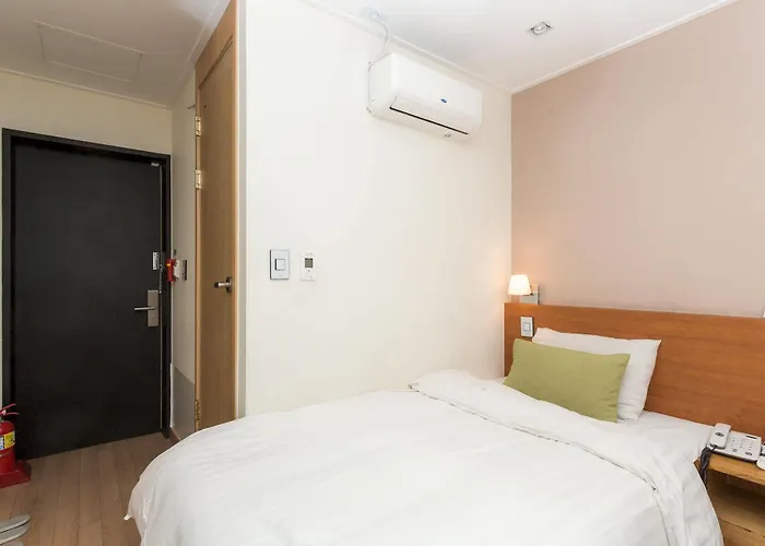 Juststay Dongdaemun 2*